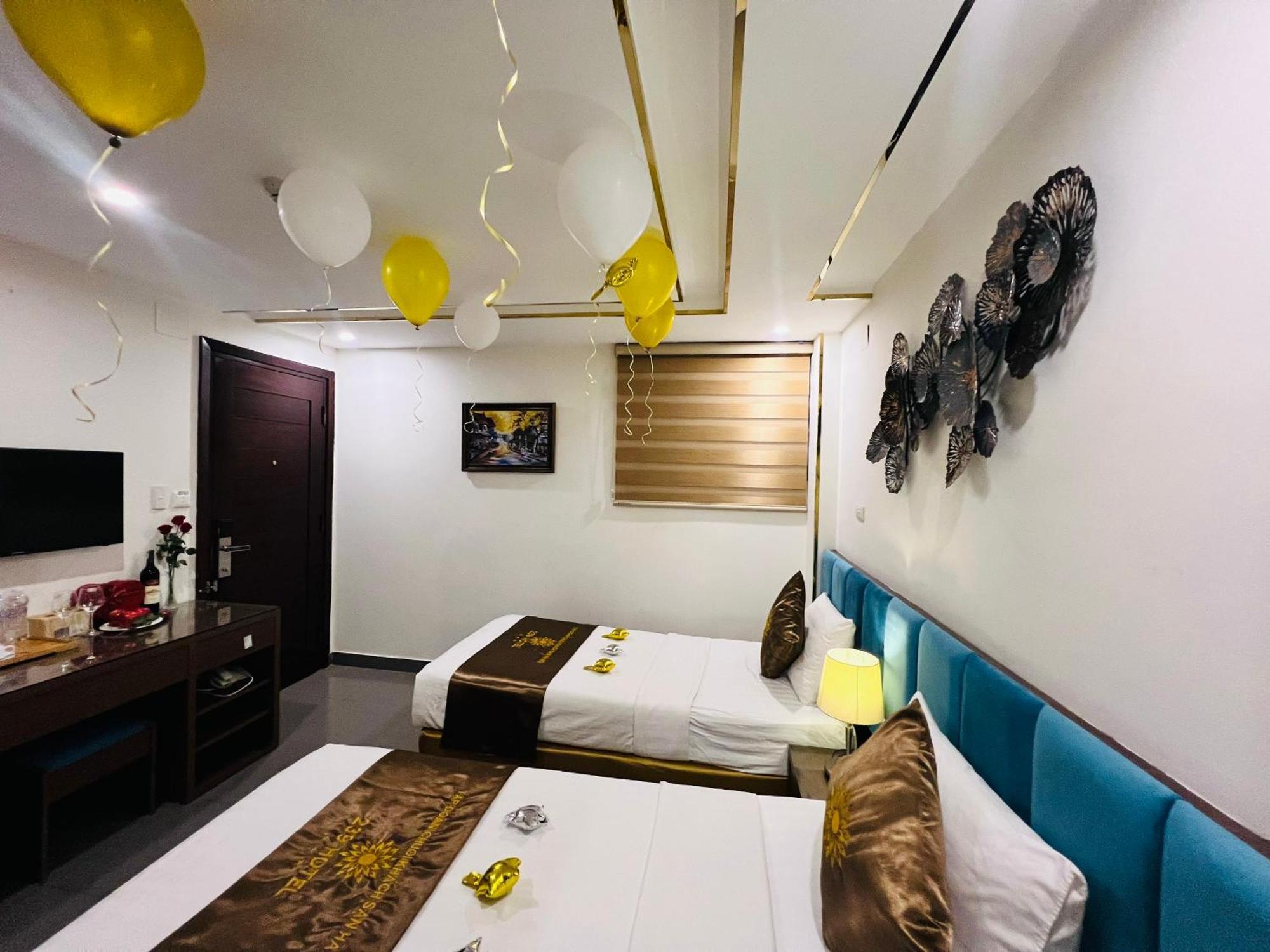 Hotel Khach San 239 Hanoi Exterior foto